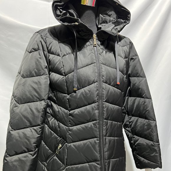 Gorgeous Tahari Mid Length Puffer Coat w/faux fur hood trim In Blk Plus Size XXL - Picture 11 of 15